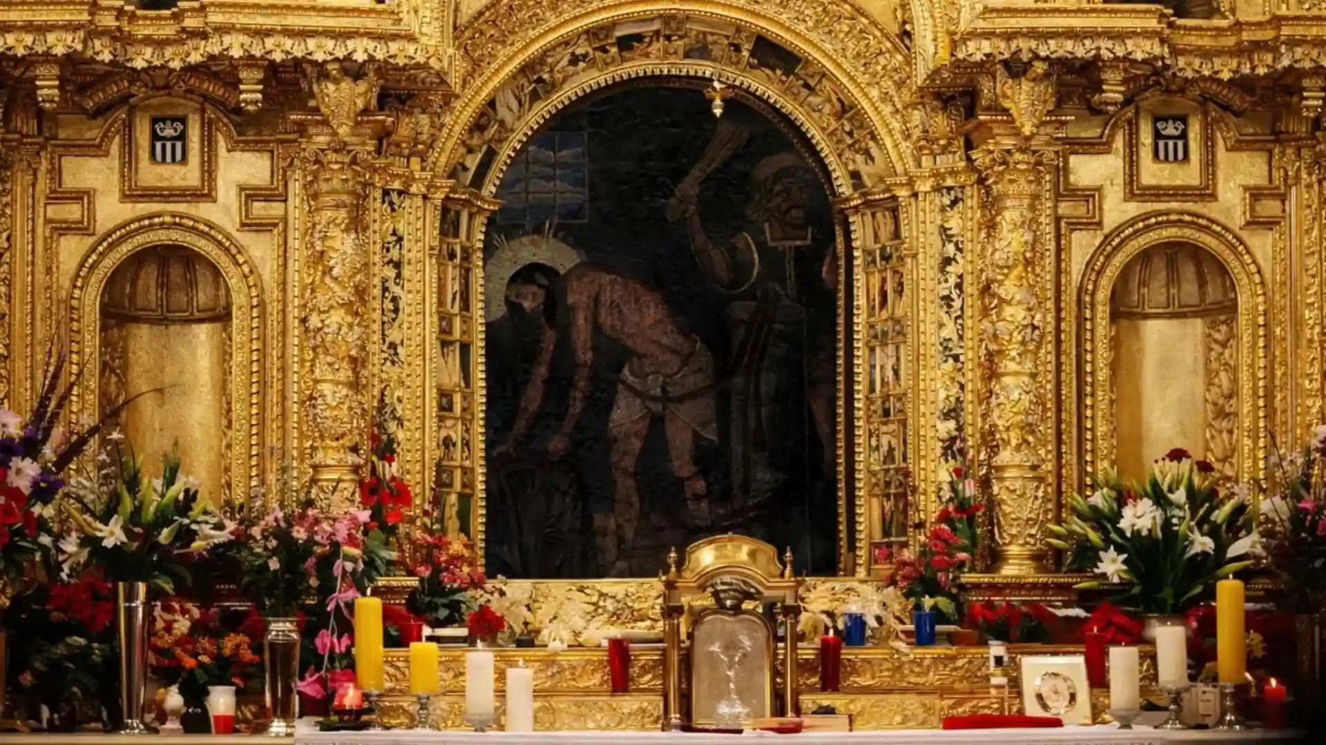 Altar del Señor de Huanca en el santuario de Cusco.