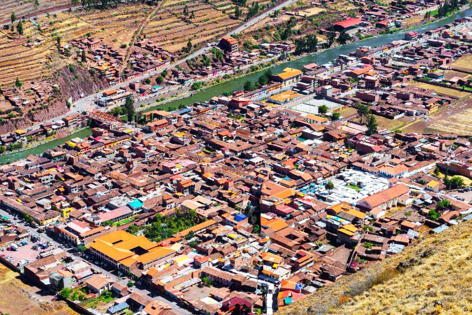 Pisac y el Valle Sagrado desde las alturas | Cocatambo