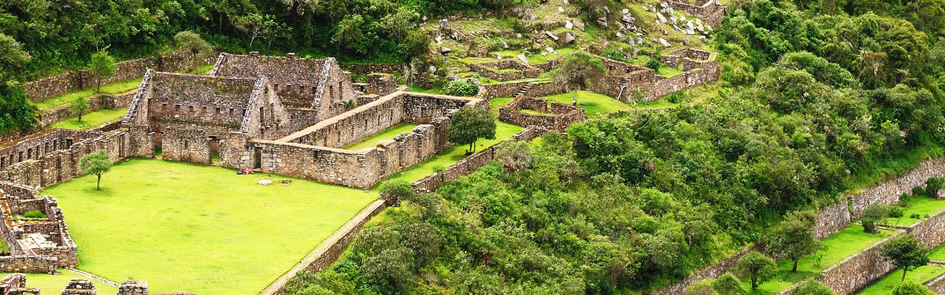 Vista general de Choquequirao | Cocatambo