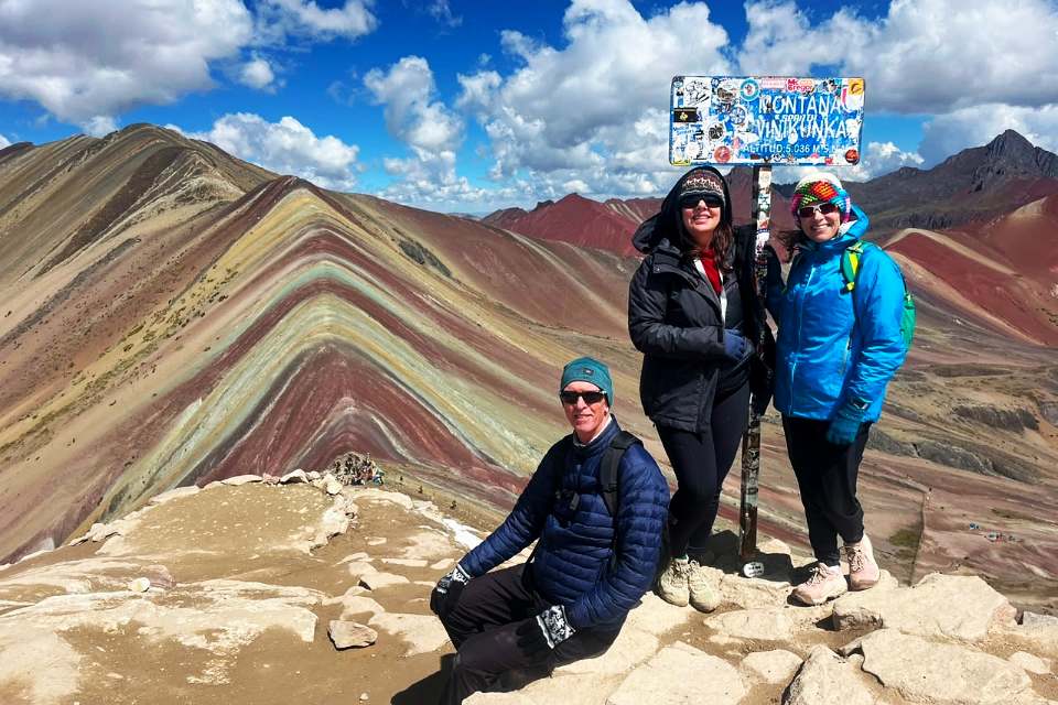 Viajeros en Vinicunca | Cocatambo