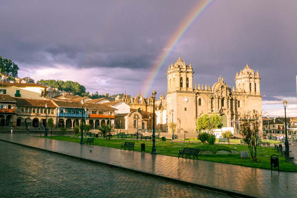Catedral del Cusco con arcoíris | Cocatambo