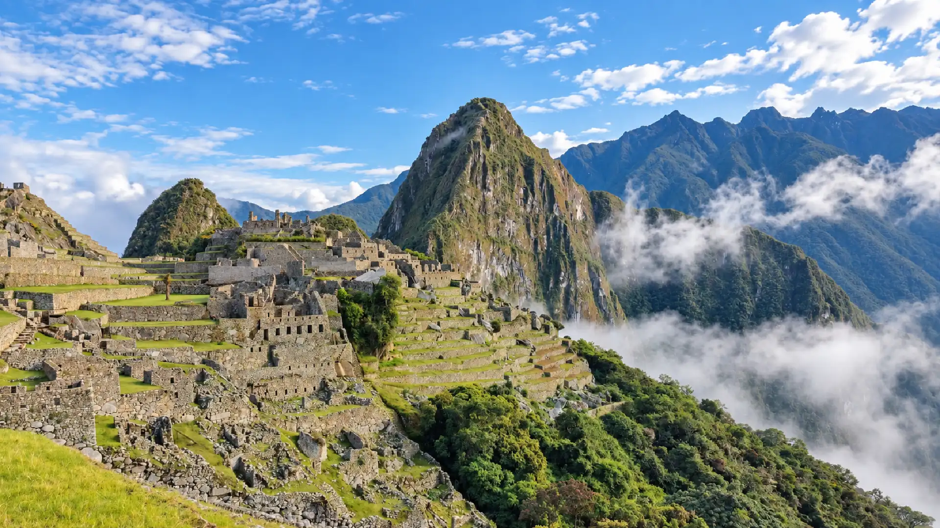 Machu Picchu entre nubes | Cocatambo