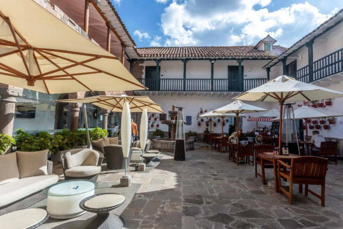 Patio colonial de Casa Andina Premium Cusco