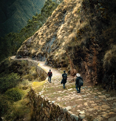 Qhapaq Ñan del tramo Chinchero - Urquillos