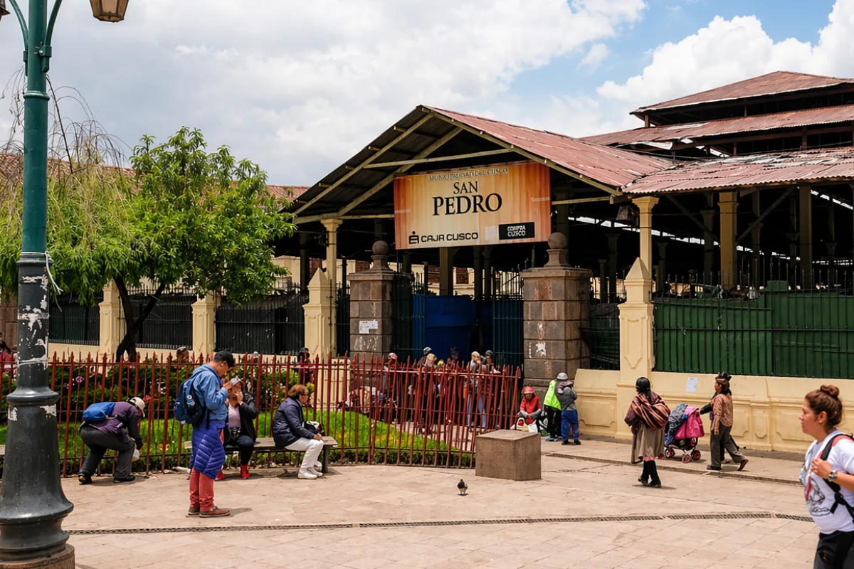 Entrada del Mercado Central de San Pedro en Cusco