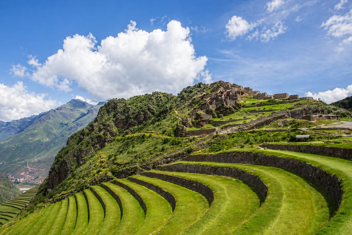 Vista del parque arqueológico de Pisac