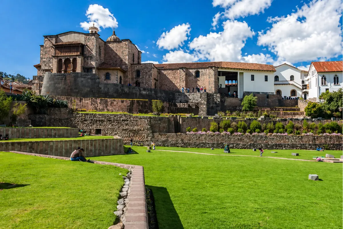Coricancha y Convento de Santo Domingo en Cusco
