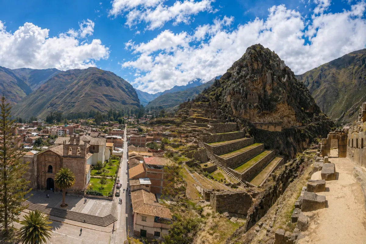 Diferencia de altitudes entre Urubamba y Ollantaytambo