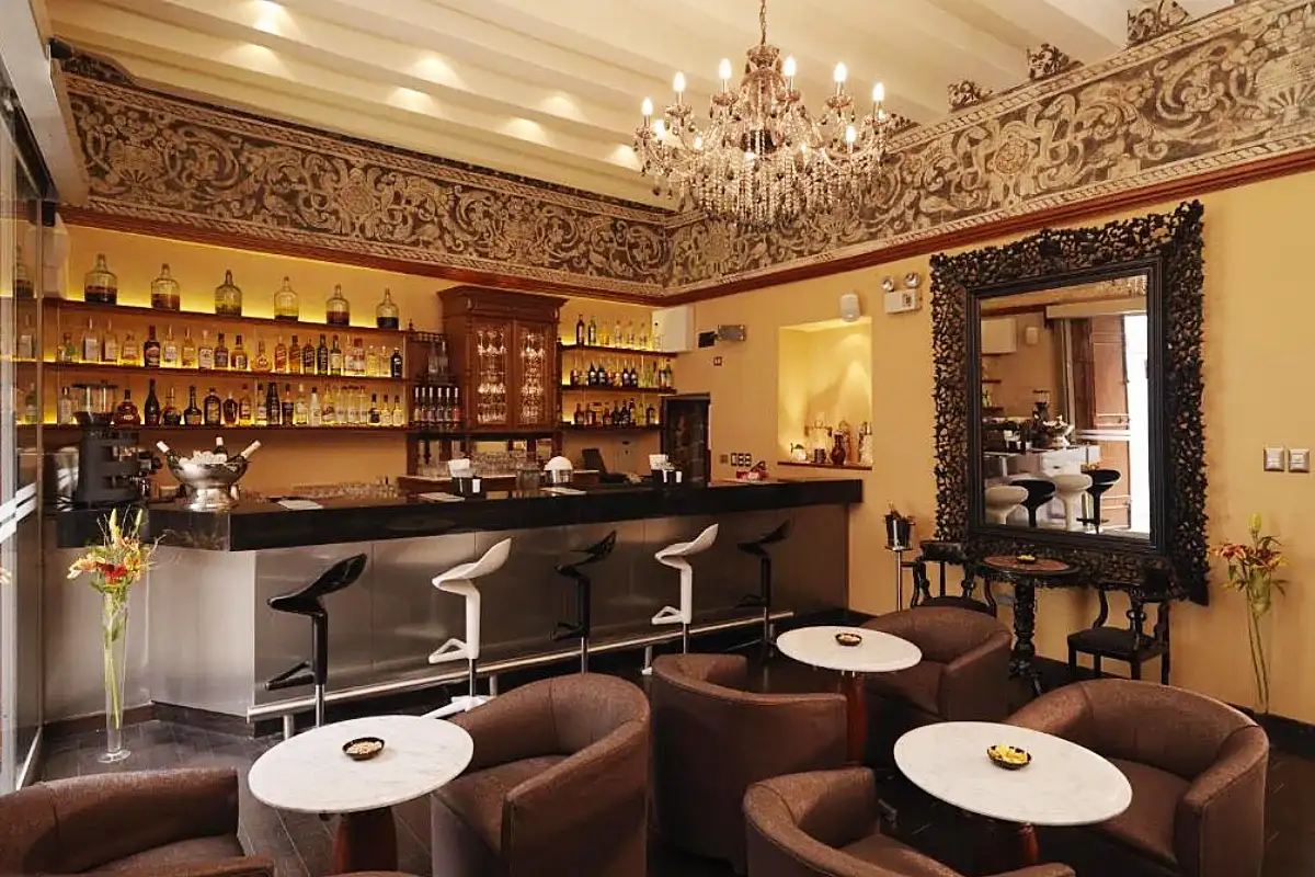 Bar de Aranwa Cusco Boutique | Cocatambo