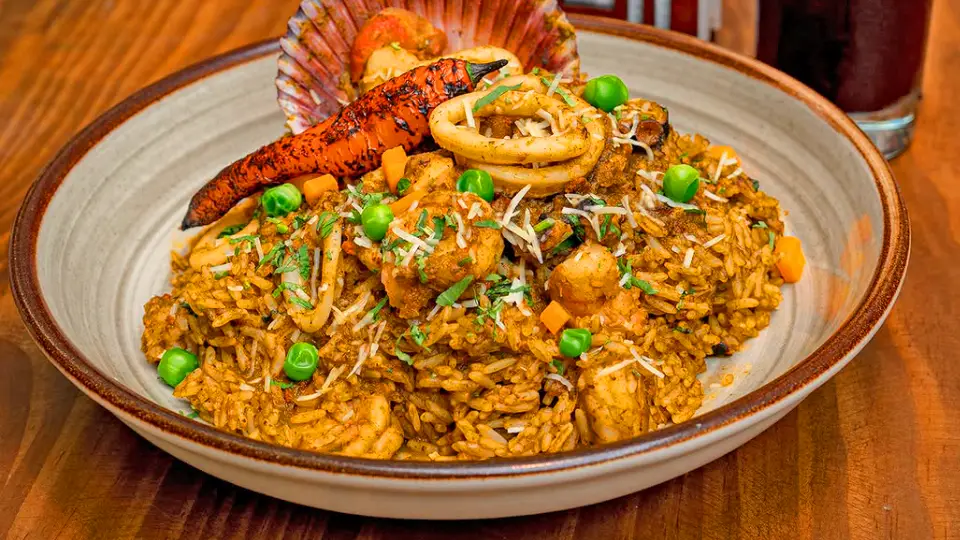 Arroz con Mariscos-Semana Santa en Perú