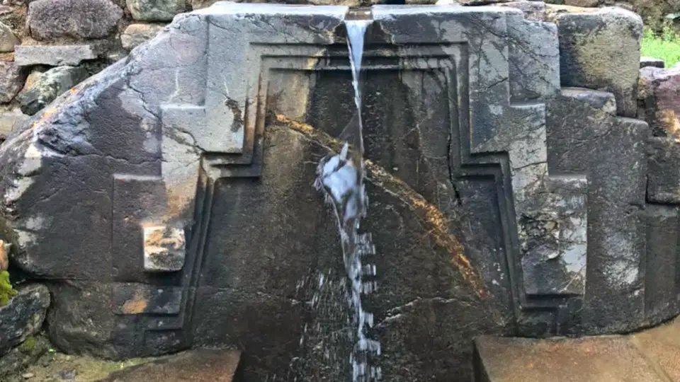 Baño de la Ñusta-Ollantaytambo