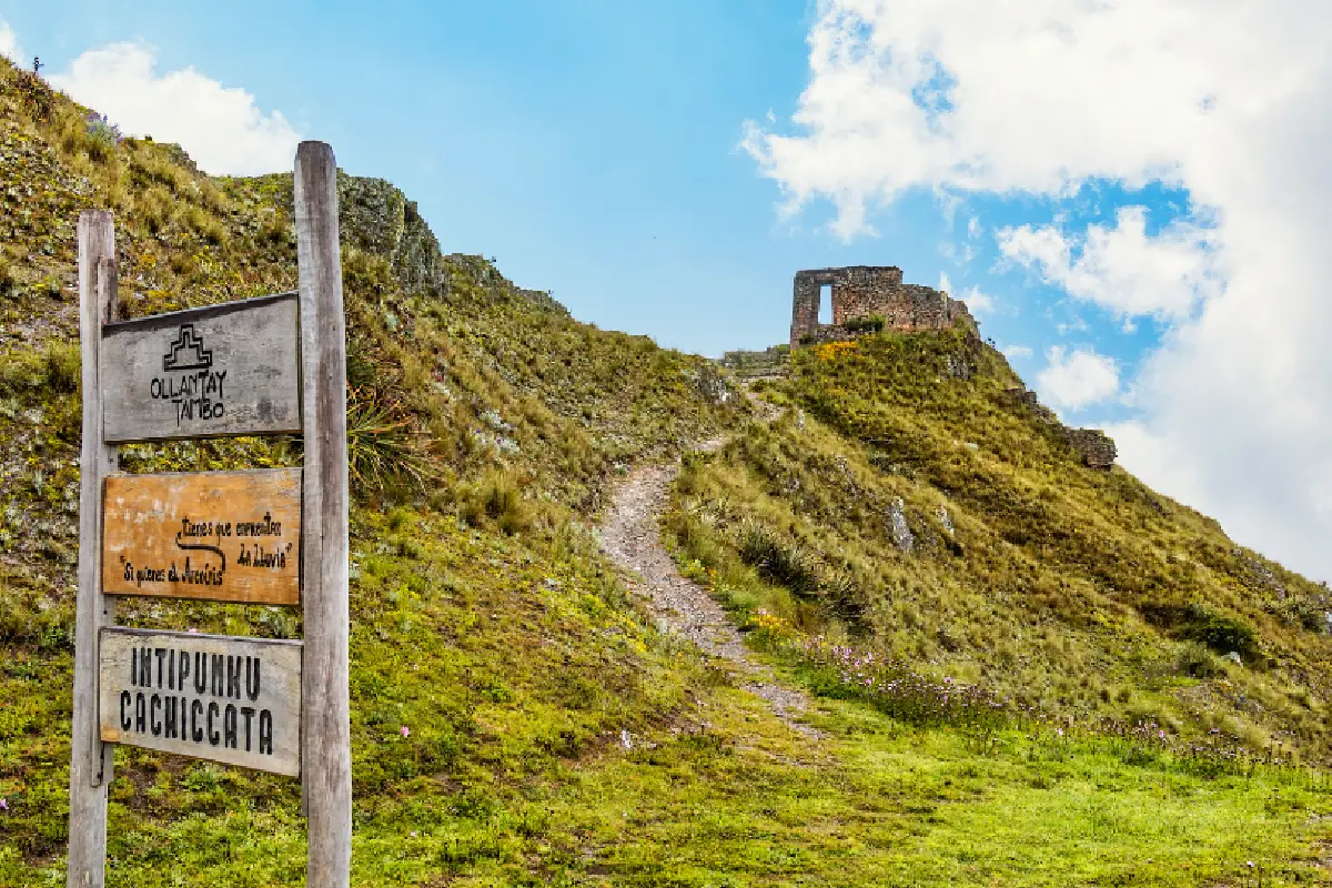 Entrada desde las canteras de Cachicata a Inti Punku | Cocatambo