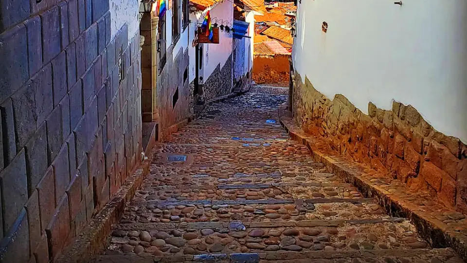 Calle resbalosa-Cusco en temporada de lluvia