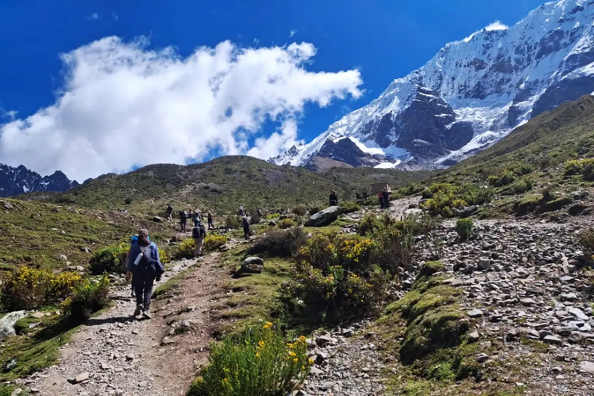 Caminata de montaña hacia el nevado Salkantay | Cocatambo