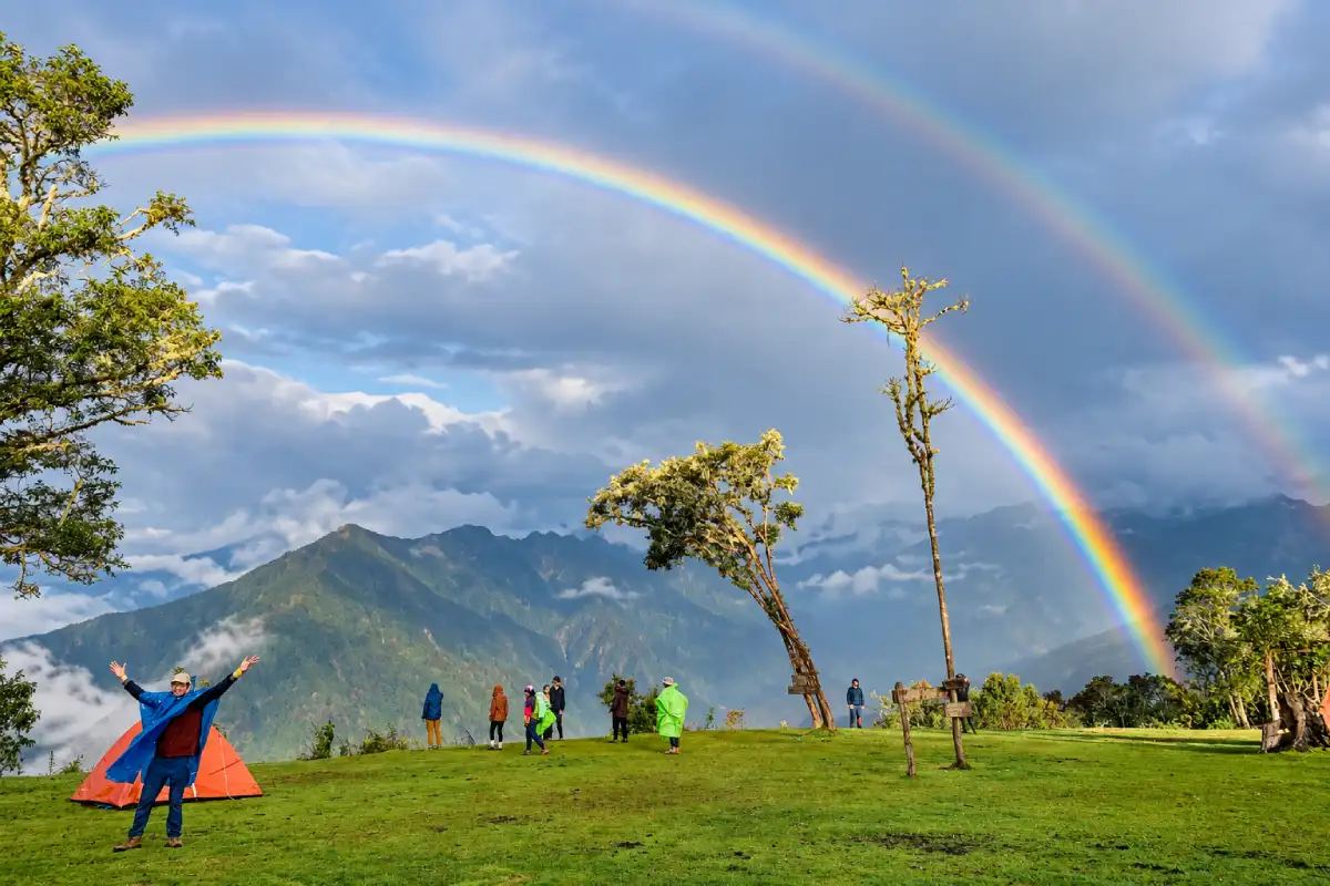 Arcoíris en el Camino Inca | Cocatambo