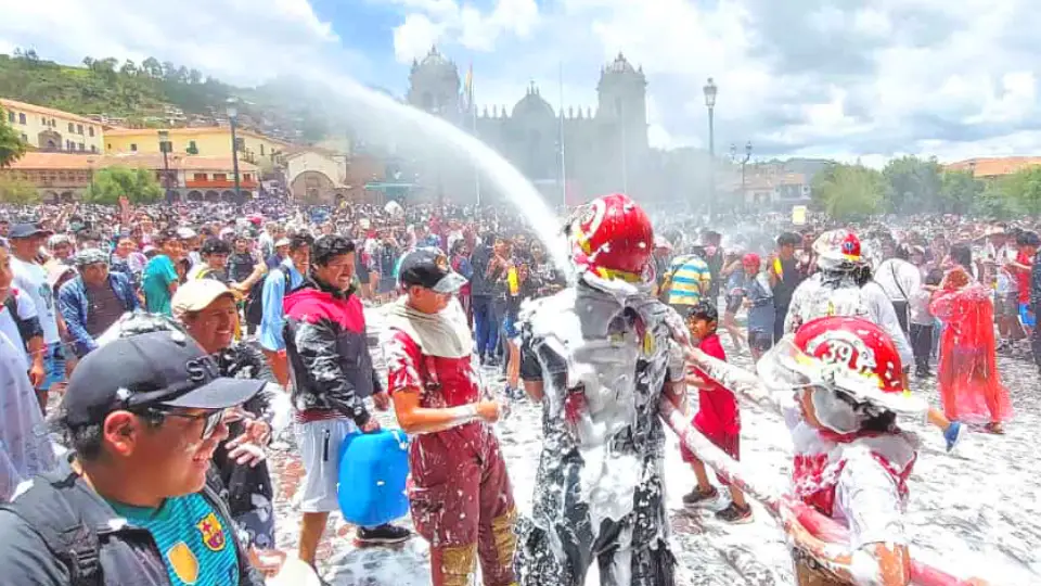 Festival de carnavales-Cusco