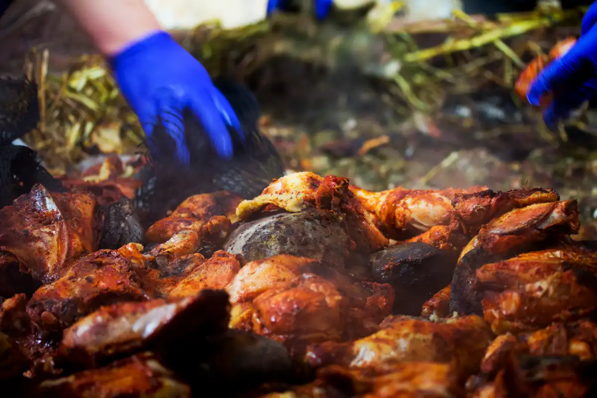 Carnes entre piedras de pachamanca | Cocatambo
