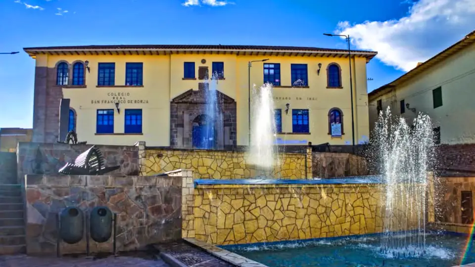 Colegio San Francisco - Barrio San Cristóbal Cusco