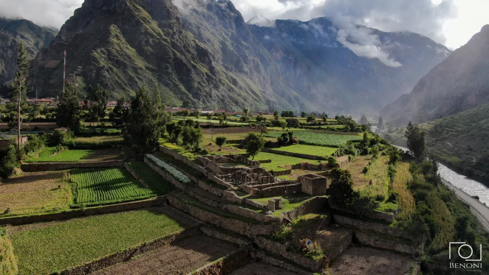 Complejo arqueológico de Quellorakay