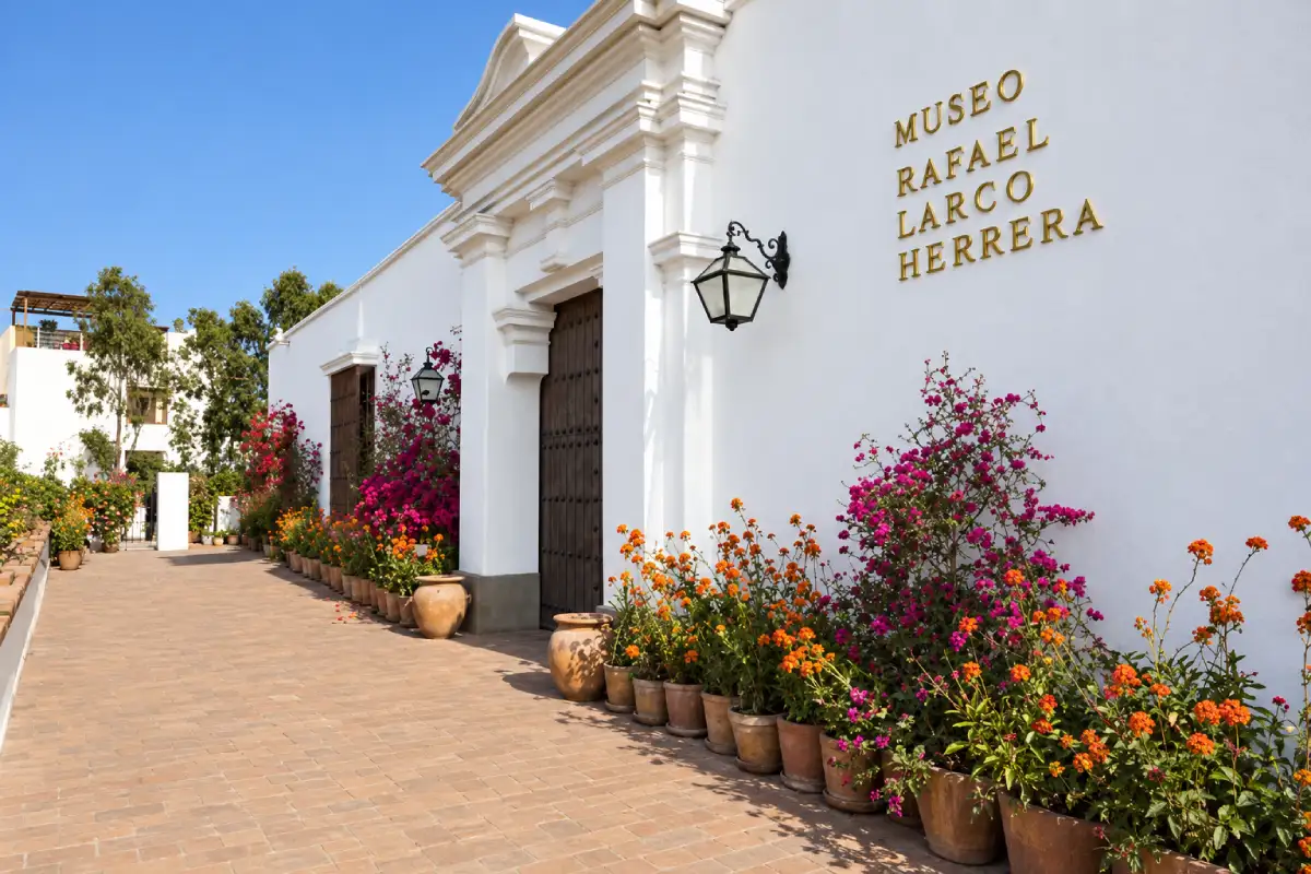 Museo Larco Herrera | Cocatambo