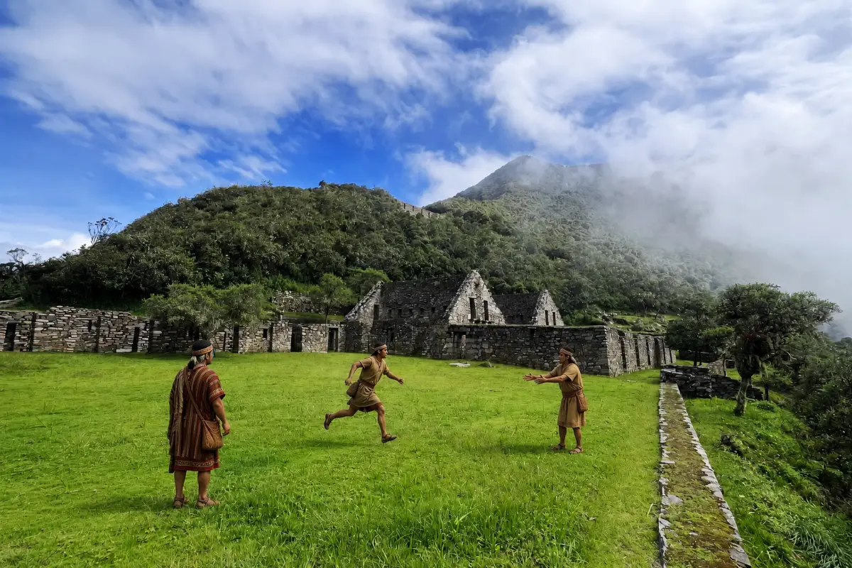 Entrenamiento de chasquis en el complejo arqueológico inca | Cocatambo