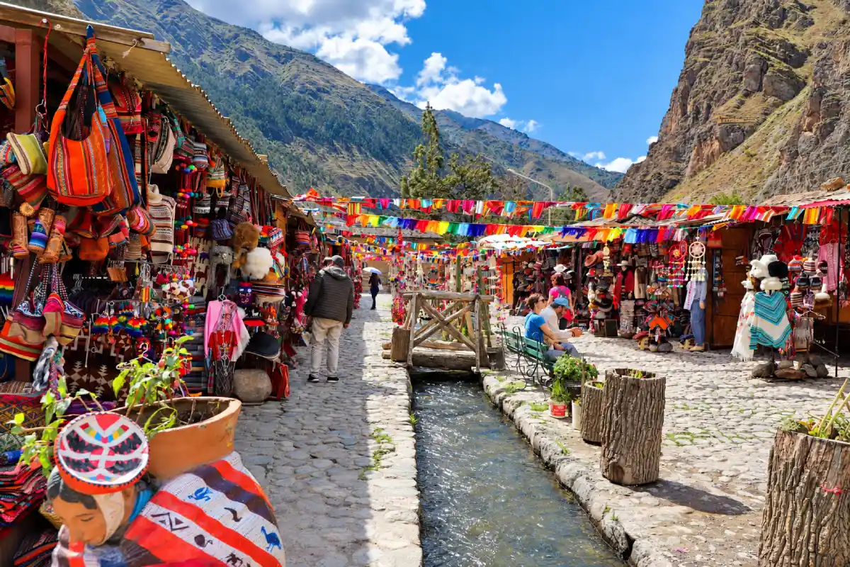 Feria artesanal de Ollantaytambo | Cocatambo