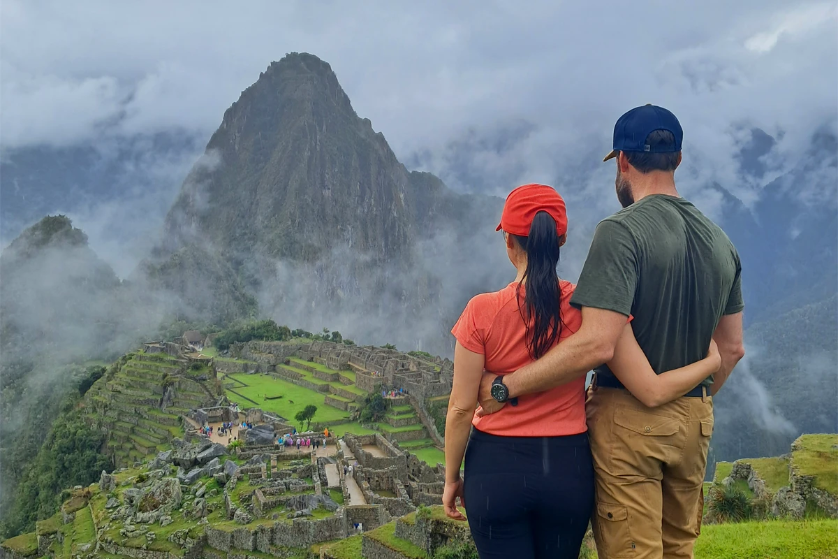 Foto de pareja en Machu Picchu