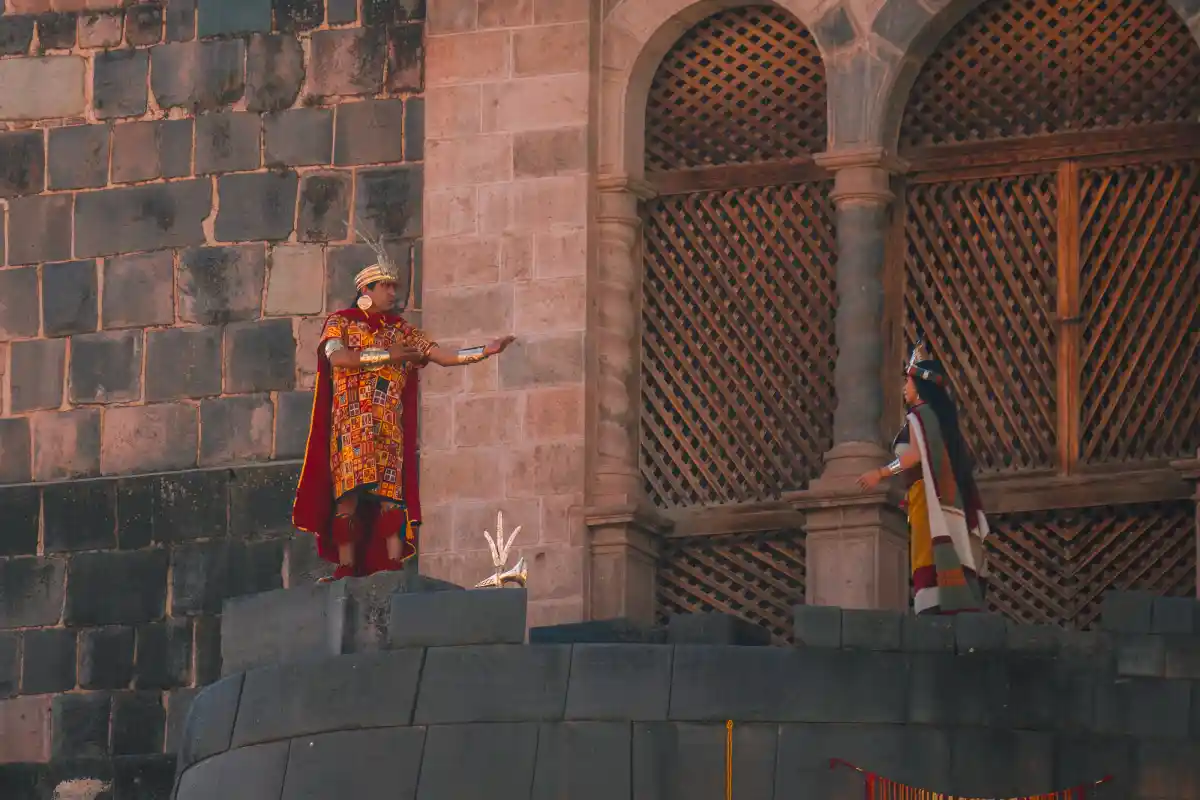El Inca en el Coricancha | Cocatambo