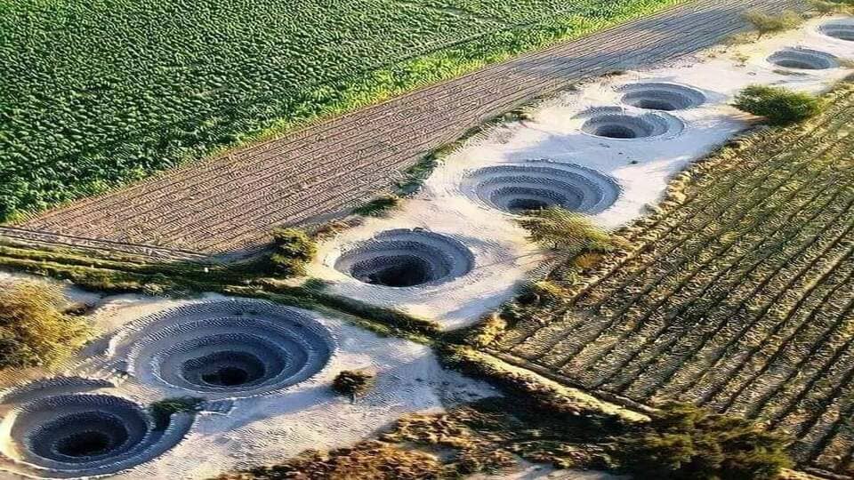 Acueductos de Cantalloc en pleno funcionamiento.