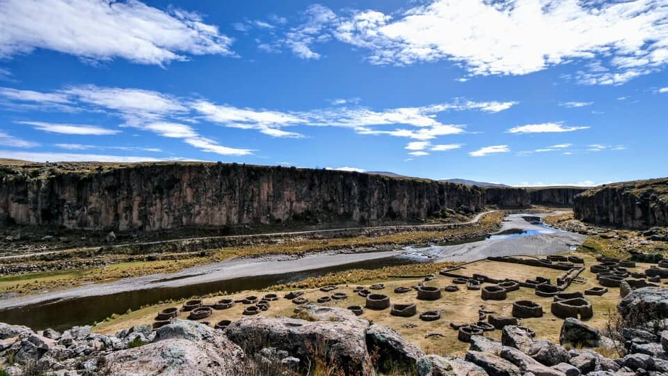 Plaza pampa en Maukallaqta-espinar