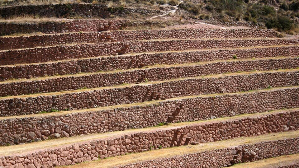 sarunas o escaleras voladizas en Moray