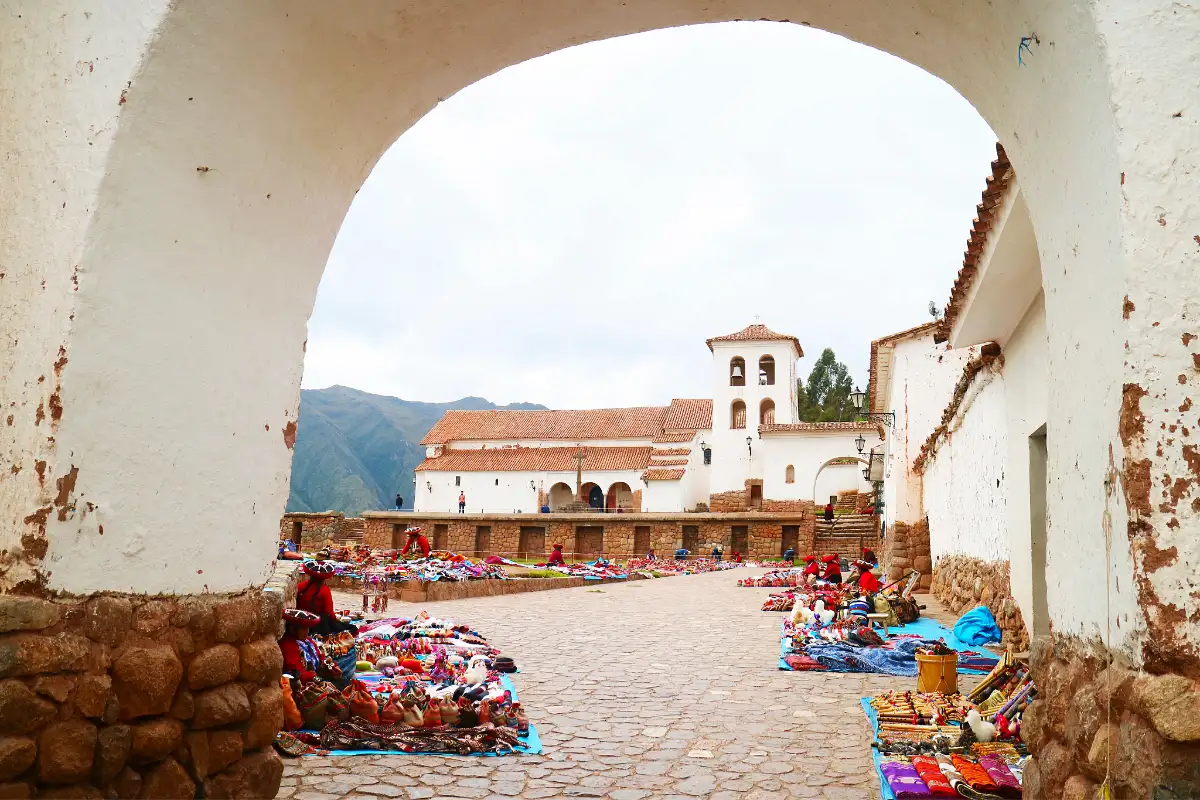 Mercado artesanal de Chinchero | Cocatambo
