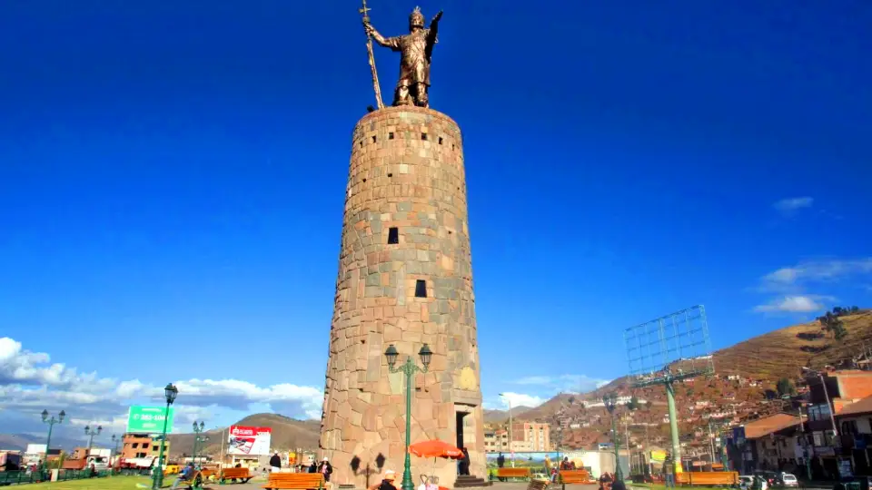 Mirador de Pachacútec-Cusco