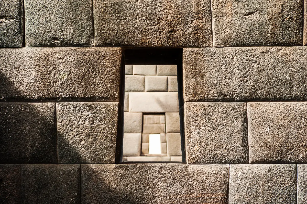 Muros Incas prevalecientes | Cocatambo