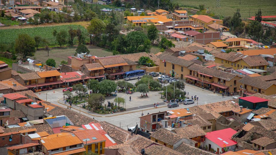 pueblo de Ollantaytambo