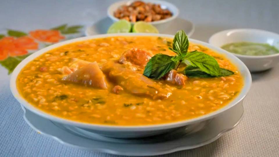 Platos típico de la sierra peruana -  sopa shambar