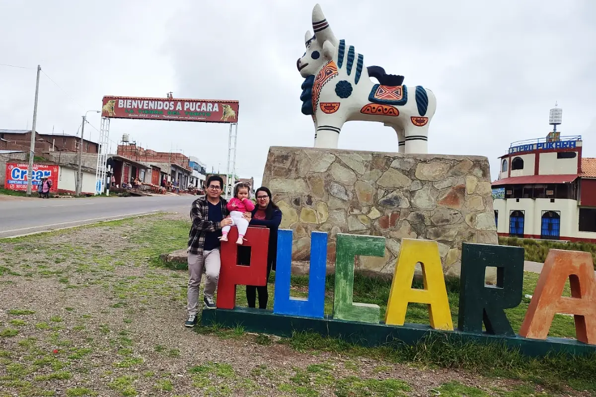 Monumento al torito en la entrada a Pucará | Cocatambo