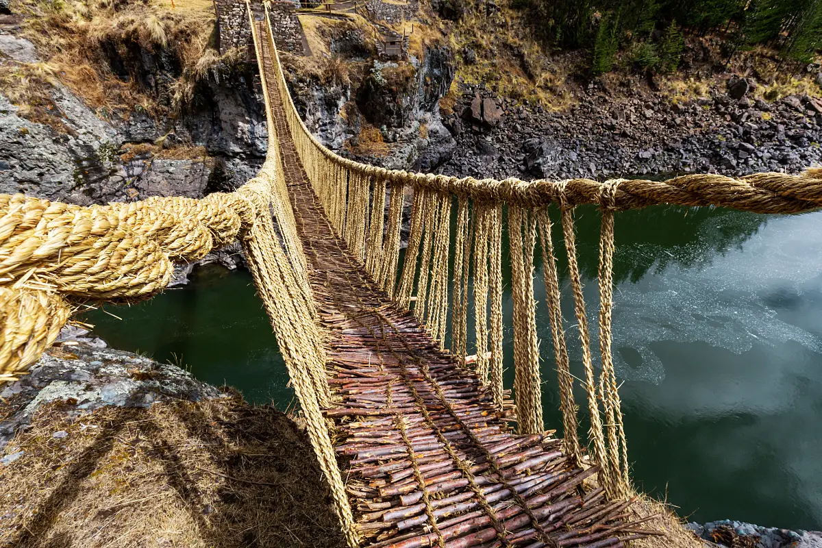 El Puente Inca de Q'eswachaka | Cocatambo