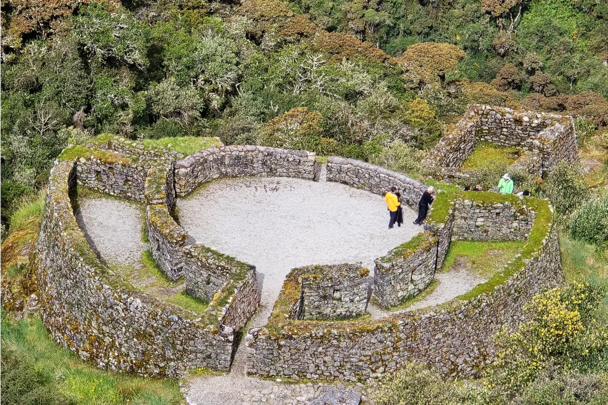 Sitio arqueológico de Runkurakay en el Camino Inca | Cocatambo