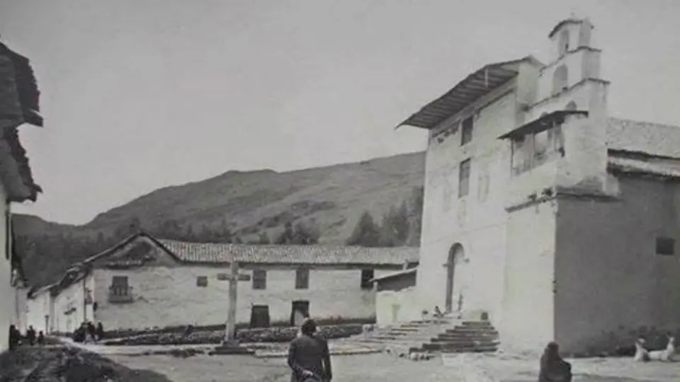 Plaza de San Blas en la colonia