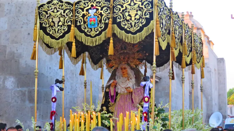 Señora de las Angustias-Arequipa 