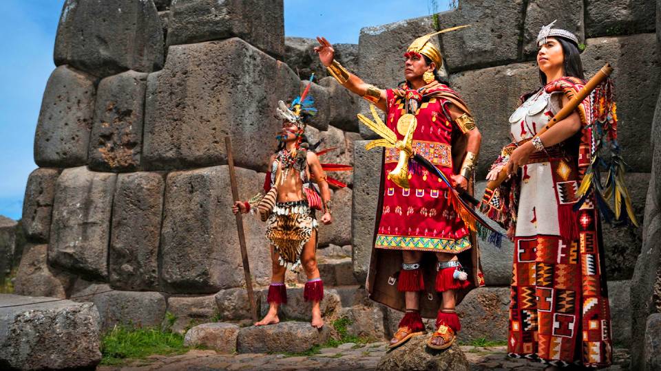 Traje típico del Perú - Elite Inca