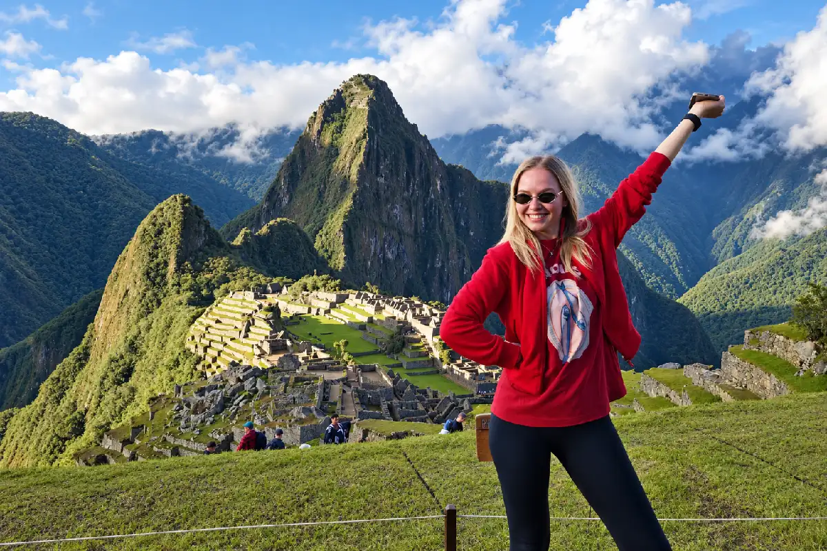 Viajera en Machu Picchu | cocatambo