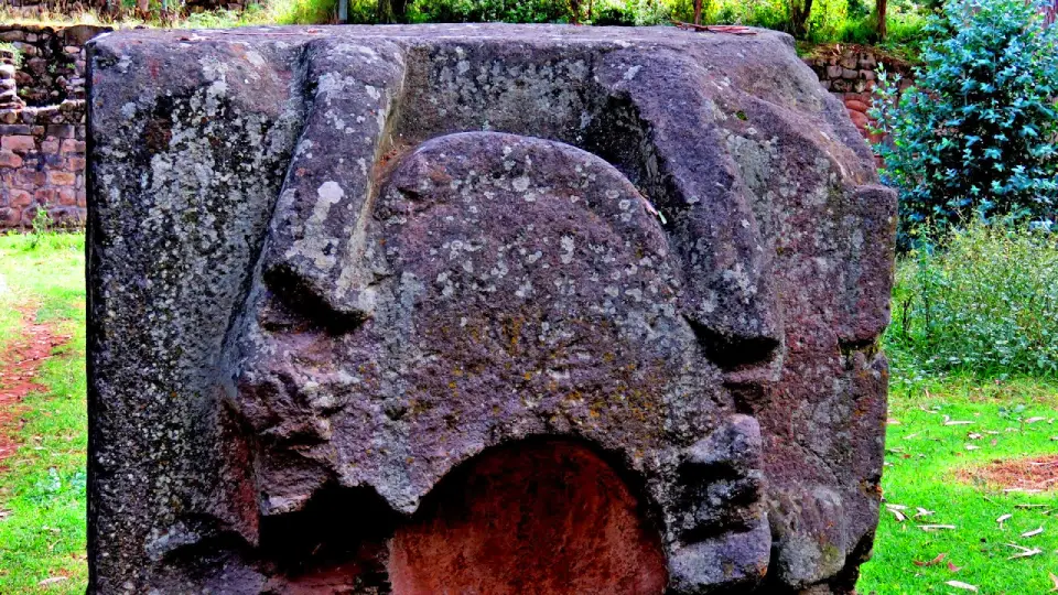 Waca del palacio de Qolqampata-barrio de San Blas Cusco